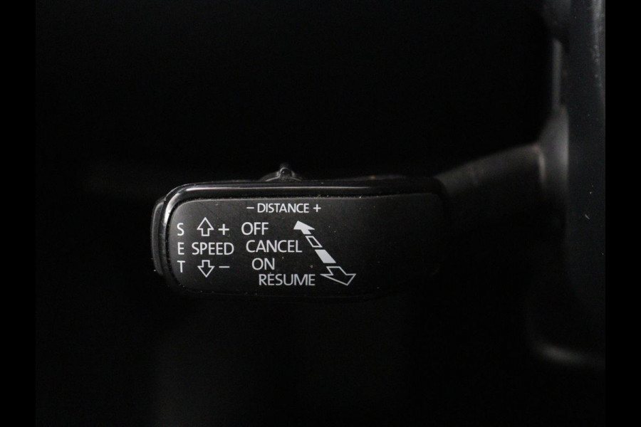 Škoda Superb 1.4 TSI iV Laurin & Klement | Panoramadak | Stoelventilatie | Leder | Trekhaak | Canton Sound | Virtual Cockpit | Navigatie | Memory | Achterbankverwarming | Full LED | Keyless | Carplay | PHEV