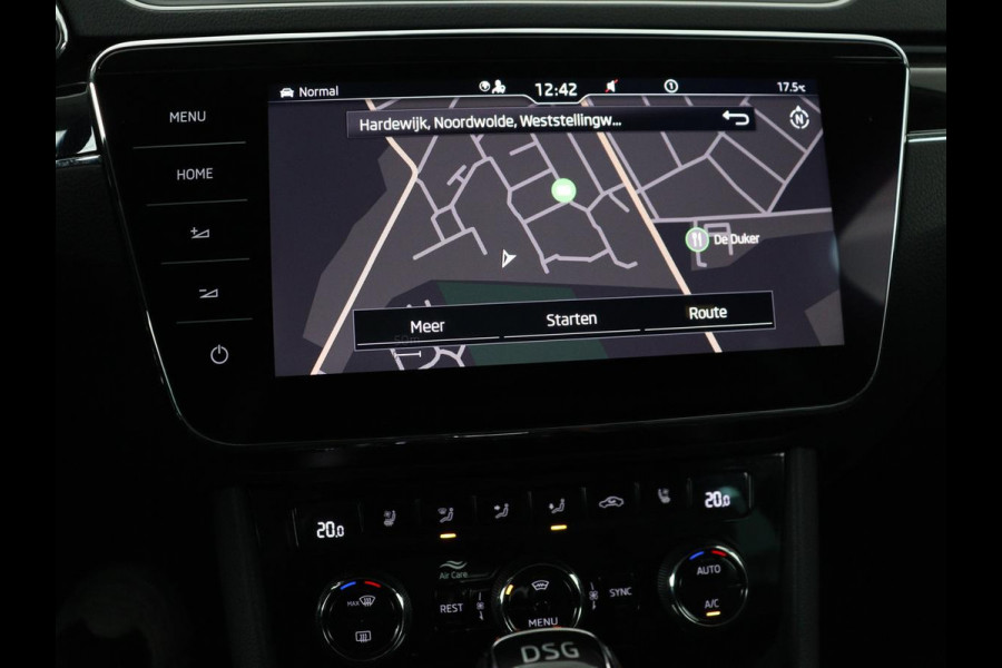 Škoda Superb 1.4 TSI iV Laurin & Klement | Panoramadak | Stoelventilatie | Leder | Trekhaak | Canton Sound | Virtual Cockpit | Navigatie | Memory | Achterbankverwarming | Full LED | Keyless | Carplay | PHEV