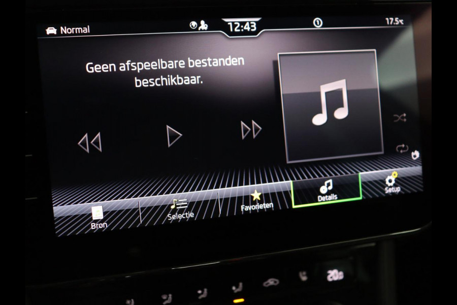 Škoda Superb 1.4 TSI iV Laurin & Klement | Panoramadak | Stoelventilatie | Leder | Trekhaak | Canton Sound | Virtual Cockpit | Navigatie | Memory | Achterbankverwarming | Full LED | Keyless | Carplay | PHEV