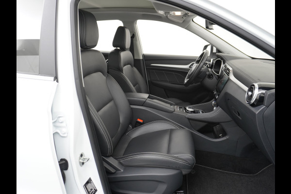 MG ZS AUT. EV Leder Pano-dak Adaptive-Cruise Apple Carplay Android Luxury Navi Camera Airco DAB+ EV45kWh Connected-Services Elec.Stoel+Verwarmd Keyless Lane/Speed Assist Bluetooth Led ESP BAS ASR Botswaarsch.Systeem Bordherkenning Lmv Pdc 3 fase laden