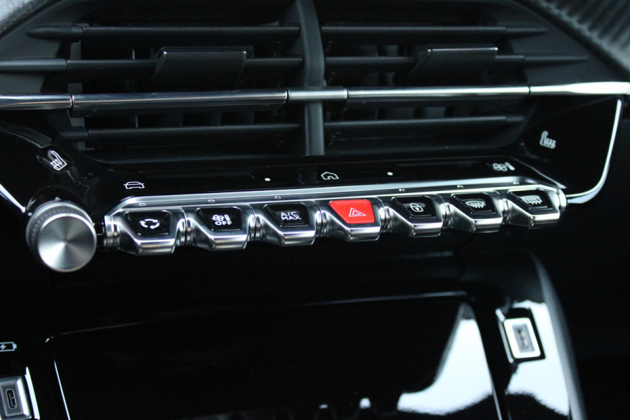 Peugeot 2008 1.2 Hybrid 145PK AUTOMAAT ALLURE | NIEUWE AUTO! | CAMERA VOOR + ACHTER | KEYLESS ENTRY/START | PARKEERSENSOREN VOOR + ACHTER | DODEHOEK DETECTIE | 17" LICHTMETALEN VELGEN | ADAPTIVE CRUISE CONTROL | CLIMATE CONTROL | STOEL VERWARMING | DRAADLOZE APPLE CARPLAY/ANDROID AUTO |