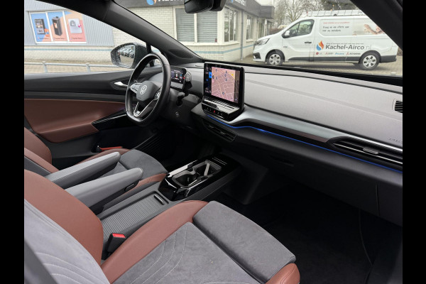 Volkswagen ID.4 Aut. First Max 77 kWh | SoH 91% | Warmtepomp | Trekhaak | Panorama | IQ- Light | 360 Camera |