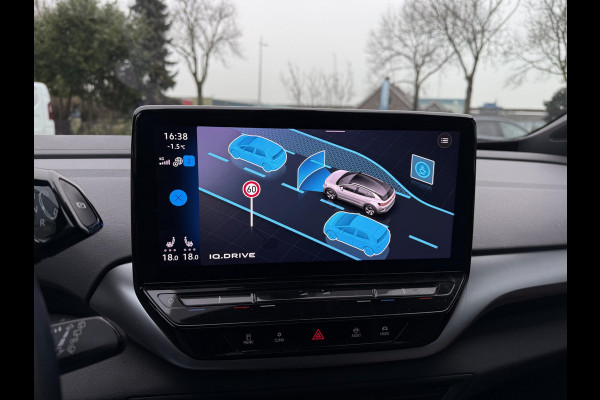 Volkswagen ID.4 Aut. First Max 77 kWh | SoH 91% | Warmtepomp | Trekhaak | Panorama | IQ- Light | 360 Camera |