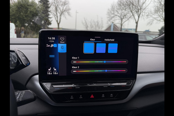 Volkswagen ID.4 Aut. First Max 77 kWh | SoH 91% | Warmtepomp | Trekhaak | Panorama | IQ- Light | 360 Camera |