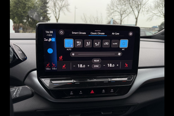 Volkswagen ID.4 Aut. First Max 77 kWh | SoH 91% | Warmtepomp | Trekhaak | Panorama | IQ- Light | 360 Camera |