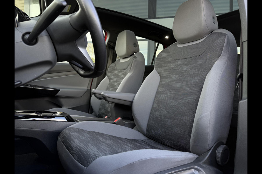 Volkswagen ID.4 Aut. Pro Edition 77kWh | SoH 94% | Trekhaak | Navi | Panorama | Camera | IQ-Light |