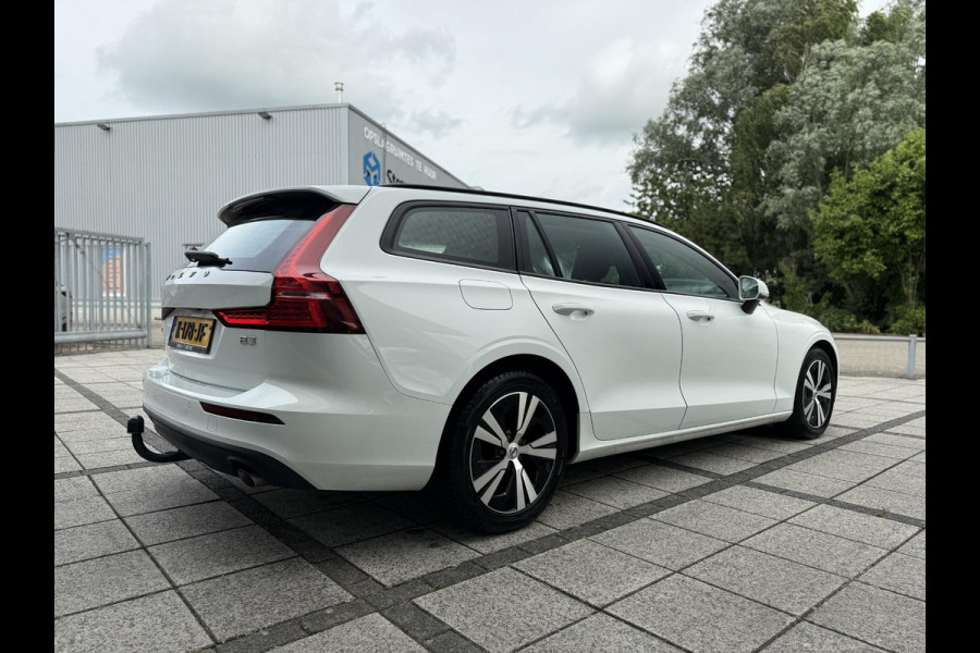 Volvo V60 2.0 B3 Aut. 163pk MHEV Momentum | Trekhaak | Navi | LED | Camera |  LMV |