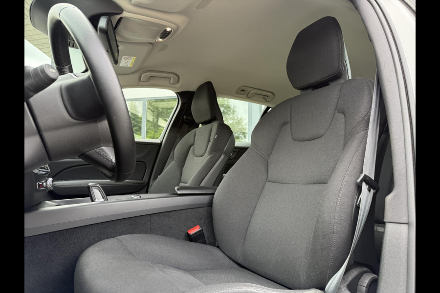 Volvo V60 2.0 B3 Aut. 163pk MHEV Momentum | Trekhaak | Navi | LED | Camera |  LMV |