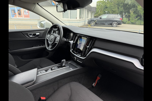 Volvo V60 2.0 B3 Aut. 163pk MHEV Momentum | Trekhaak | Navi | LED | Camera |  LMV |
