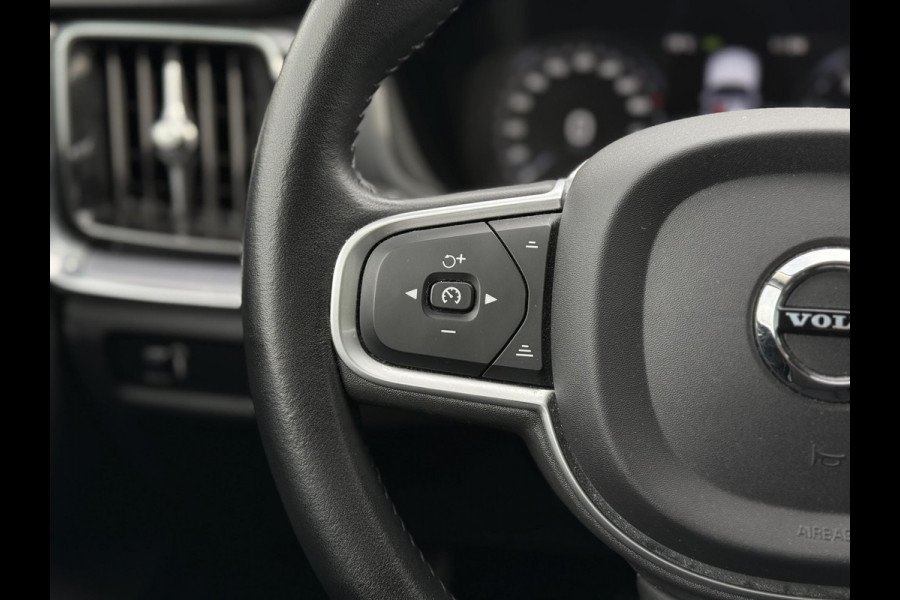 Volvo V60 2.0 B3 Aut. 163pk MHEV Momentum | Trekhaak | Navi | LED | Camera |  LMV |