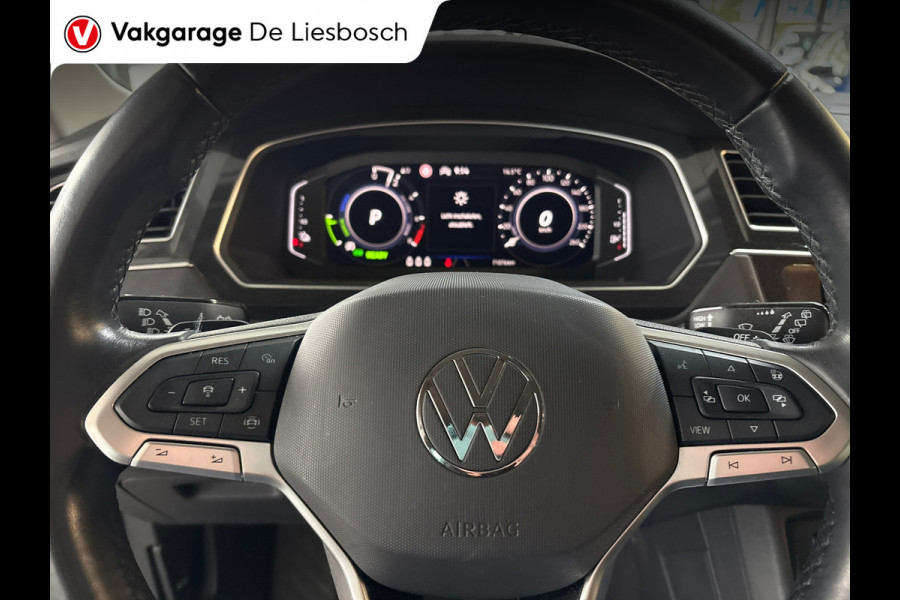 Volkswagen Tiguan 1.4 TSI eHybrid,Business+,navi,camera,apple carplay,stoelverw.IQ light