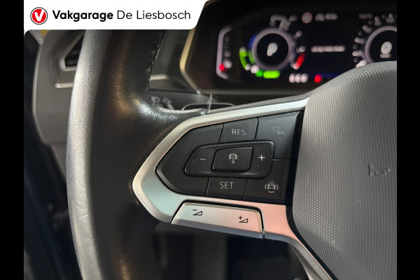 Volkswagen Tiguan 1.4 TSI eHybrid,Business+,navi,camera,apple carplay,stoelverw.IQ light