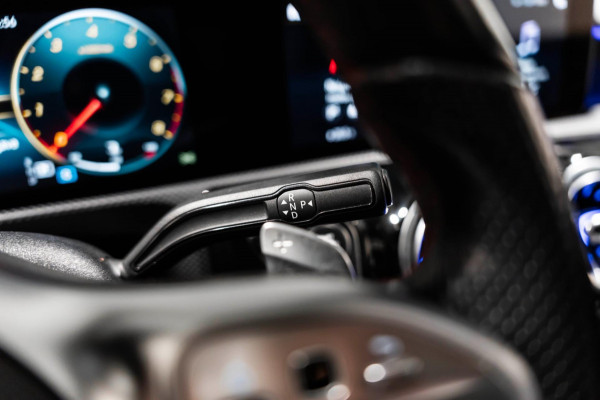 Mercedes-Benz A-Klasse 200 AMG PANO LED CAMERA