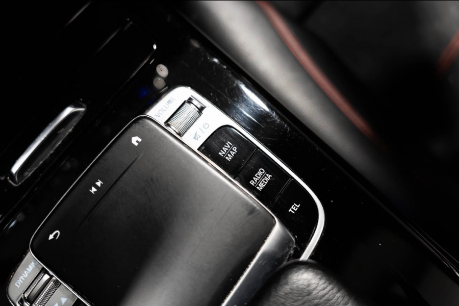 Mercedes-Benz A-Klasse 200 AMG PANO LED CAMERA