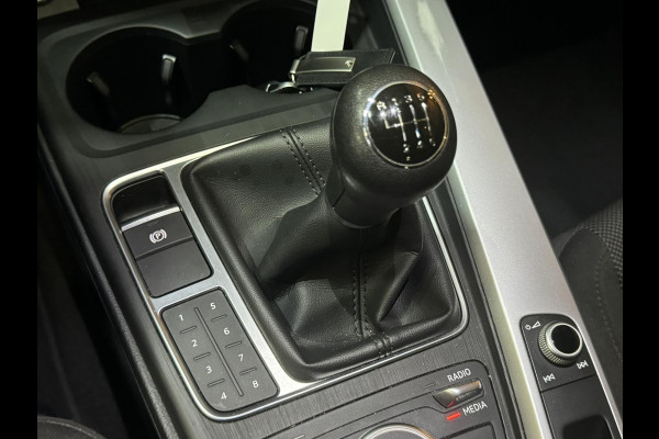 Audi A4 Limousine 1.4 TFSI NAP Garantie Trekhaak Cruise Control Led Xenon Rijklaar