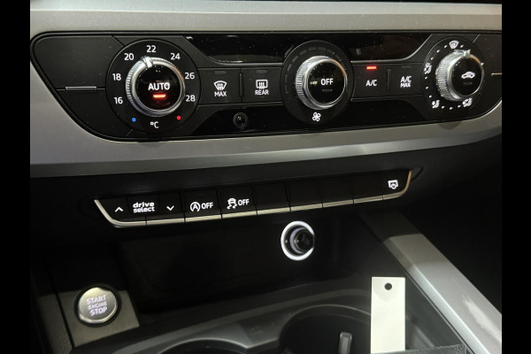 Audi A4 Limousine 1.4 TFSI NAP Garantie Trekhaak Cruise Control Led Xenon Rijklaar