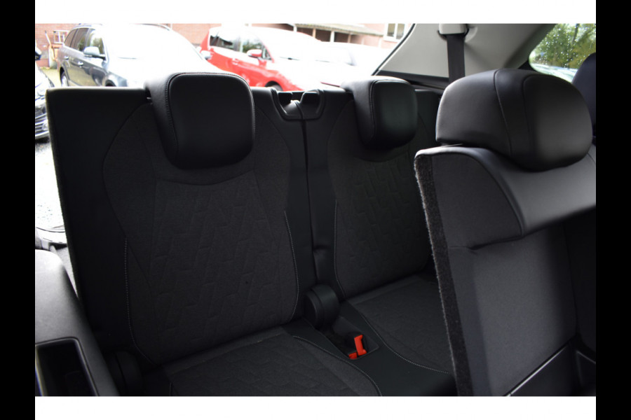 Volkswagen Tayron 1.5 eTSI Life 7p. 7-PERSOONS/TREKHAAK/360CAMERA Auto komt binnen!!