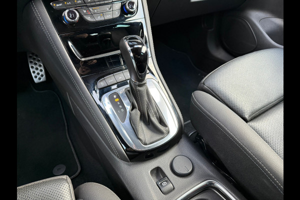 Opel Astra 1.6 Turbo Innovation - Automaat - Navi - Leder - Parkeerhulp - Org.NL