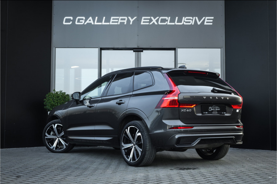 Volvo XC60 2.0 T6 Plug-in hybrid AWD Ultimate Black Edition - Panorama | Memory | Elek. Trekhaak | Stuurverwarming
