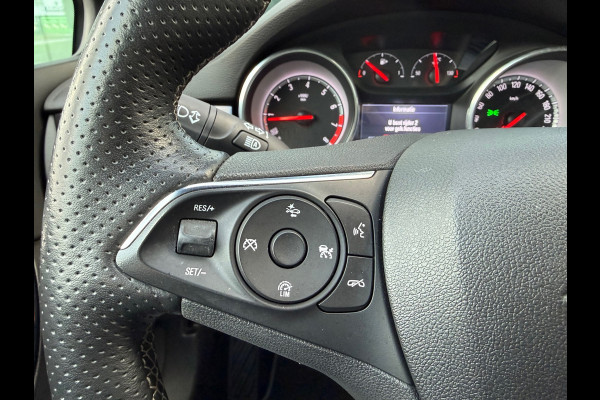 Opel Astra 1.6 Turbo Innovation - Automaat - Navi - Leder - Parkeerhulp - Org.NL