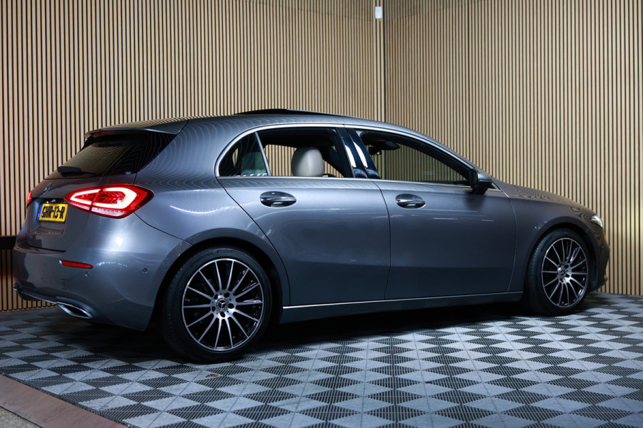 Mercedes-Benz A-Klasse 200 Business Solution AMG PANO MEMORY LANE PDC '18