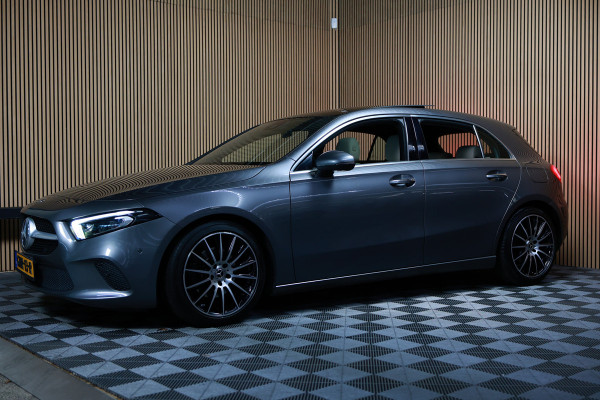 Mercedes-Benz A-Klasse 200 Business Solution AMG PANO MEMORY LANE PDC '18