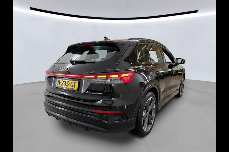 Audi Q4 e-tron Aut. 40 S-Line Competition 77 kWh | Navi | Camera | Stoel Verwarming |