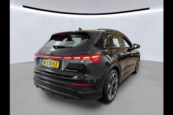 Audi Q4 e-tron Aut. 40 S-Line Competition 77 kWh | Navi | Camera | Stoel Verwarming |