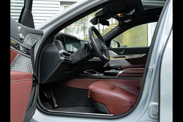 BMW i7 xDrive60 - M-Sport Pro - Executive Drive Pro - Bowers & Wilkins - Driving Ass Prof