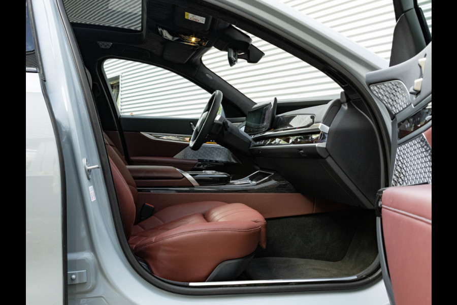 BMW i7 xDrive60 - M-Sport Pro - Executive Drive Pro - Bowers & Wilkins - Driving Ass Prof