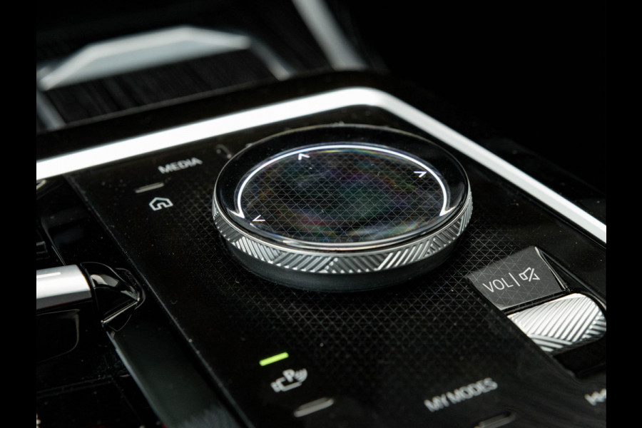 BMW i7 xDrive60 - M-Sport Pro - Executive Drive Pro - Bowers & Wilkins - Driving Ass Prof