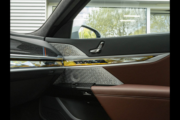 BMW i7 xDrive60 - M-Sport Pro - Executive Drive Pro - Bowers & Wilkins - Driving Ass Prof