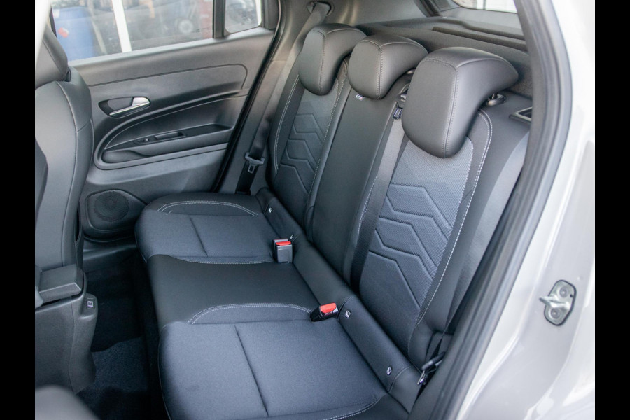 Jeep Avenger Summit 54 kWh | Uit voorraad leverbaar | Schuif/Kanteldak | Winter Pack | Infotainment&Convenience Pack | Warmtepomp