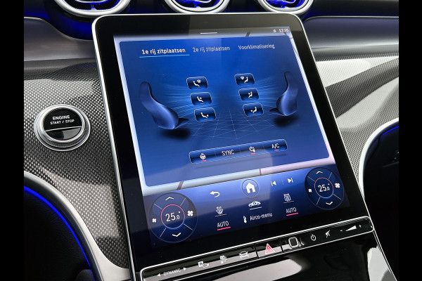 Mercedes-Benz GLC 300 e 4MATIC AMG Plug-In Hybride | 360  graden Camera | Memory seats | Schuifkanteldak | Sfeerverlichting | Chroompakket | Keyless entry Inclusief 24 maanden MB Certified garantie voor Europa.