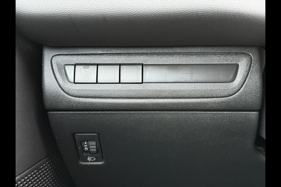 Peugeot 208 1.2 PureTech Blue Lion Navi,Airco,Cruise,5 Deurs,N.A.P,Weinig km,D-riem recent vv,Nieuwe Apk bij Aflevering