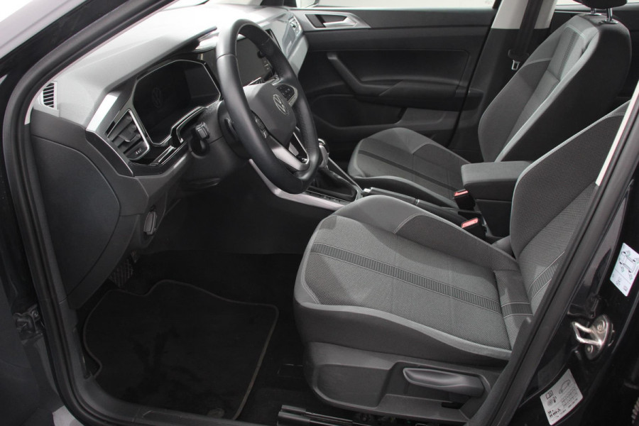 Volkswagen Polo 1.0 TSI 95pk DSG Style | Navigatie | Apple Carplay/Android Auto | Parkeersensoren | Park Assist | Adaptive Cruise Control | Stoelverwarming | Airco | Digitale cockpit