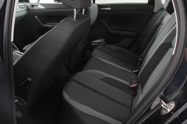 Volkswagen Polo 1.0 TSI 95pk DSG Style | Navigatie | Apple Carplay/Android Auto | Parkeersensoren | Park Assist | Adaptive Cruise Control | Stoelverwarming | Airco | Digitale cockpit