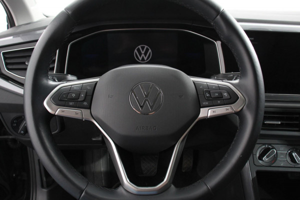 Volkswagen Polo 1.0 TSI 95pk DSG Style | Navigatie | Apple Carplay/Android Auto | Parkeersensoren | Park Assist | Adaptive Cruise Control | Stoelverwarming | Airco | Digitale cockpit