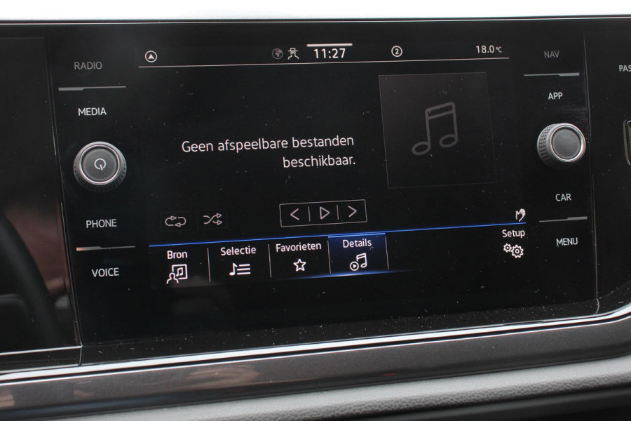 Volkswagen Polo 1.0 TSI 95pk DSG Style | Navigatie | Apple Carplay/Android Auto | Parkeersensoren | Park Assist | Adaptive Cruise Control | Stoelverwarming | Airco | Digitale cockpit