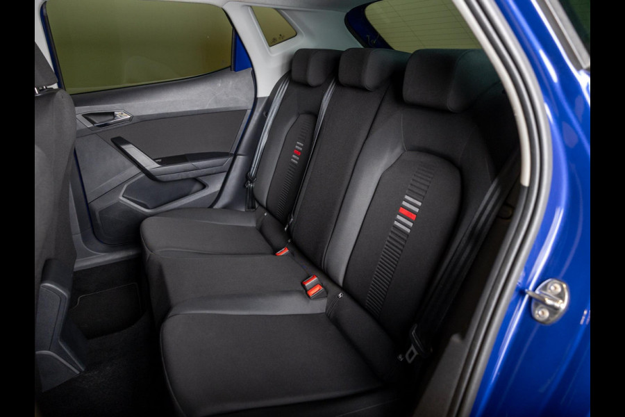 Seat Ibiza 1.0 TSI FR Business Intense / 116pk / Adaptieve Cruise / Klimaatregeling / Airco / Navigatie / Apple Carplay