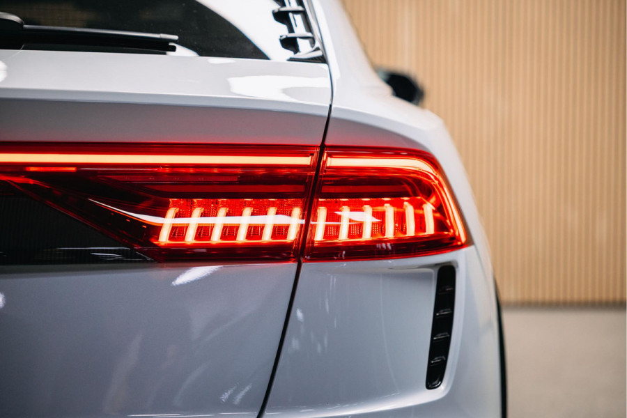 Audi RSQ8 4.0 TFSI quattro ABT audi exclusive | ABT-R | 1 of 125 | Ceramic | Full Carbon | Verwarmde en verkoelde sportstoelen | B/O |