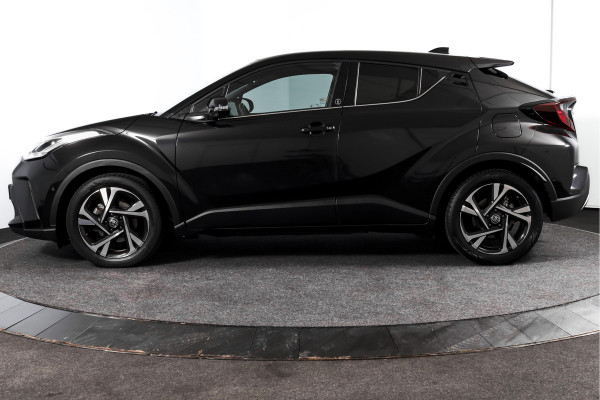 Toyota C-HR 2.0 Hybrid Dynamic | Adapt. Cruise | Stoel-+Stuurverw. | PDC | Camera | NAV+App. Connect | ECC | Afn. Trekhaak | LM 18" |