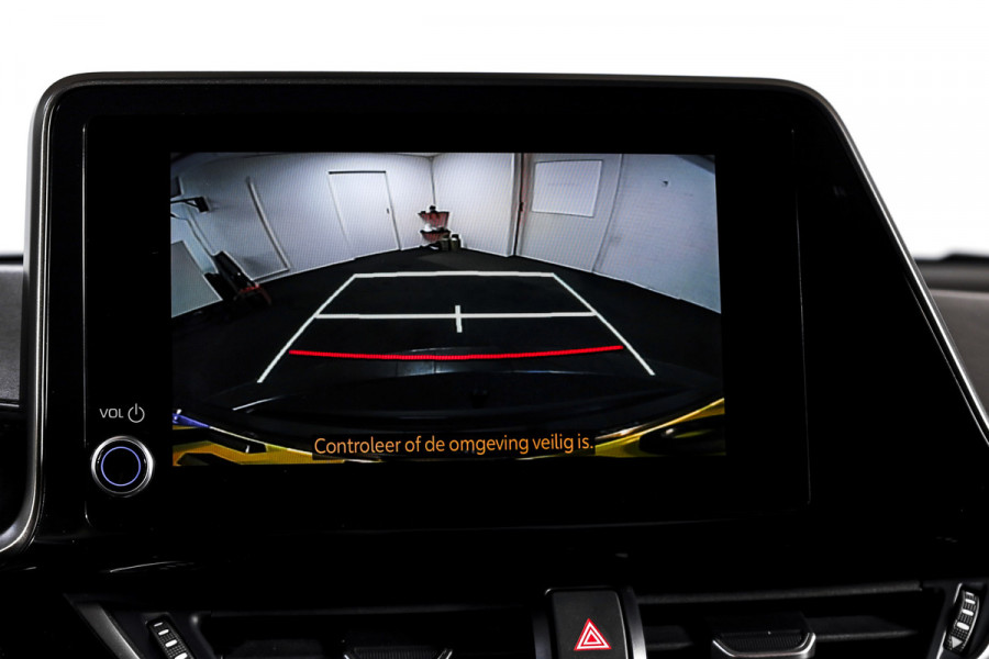 Toyota C-HR 2.0 Hybrid Dynamic | Adapt. Cruise | Stoel-+Stuurverw. | PDC | Camera | NAV+App. Connect | ECC | Afn. Trekhaak | LM 18" |