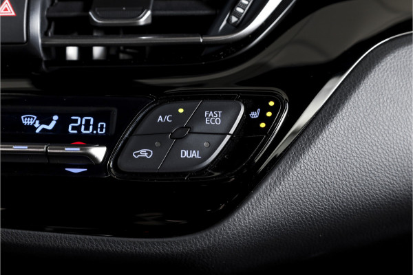 Toyota C-HR 2.0 Hybrid Dynamic | Adapt. Cruise | Stoel-+Stuurverw. | PDC | Camera | NAV+App. Connect | ECC | Afn. Trekhaak | LM 18" |