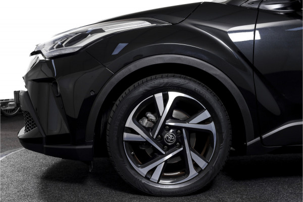 Toyota C-HR 2.0 Hybrid Dynamic | Adapt. Cruise | Stoel-+Stuurverw. | PDC | Camera | NAV+App. Connect | ECC | Afn. Trekhaak | LM 18" |