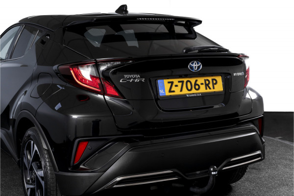 Toyota C-HR 2.0 Hybrid Dynamic | Adapt. Cruise | Stoel-+Stuurverw. | PDC | Camera | NAV+App. Connect | ECC | Afn. Trekhaak | LM 18" |
