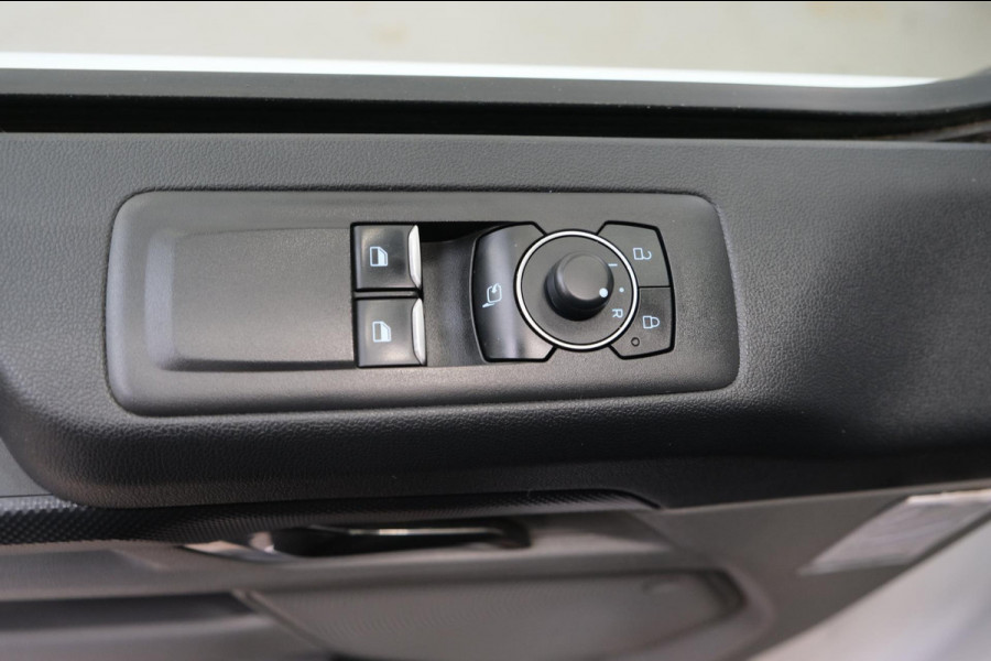 Ford Transit Custom 320 2.0 TDCI L2H1 Limited