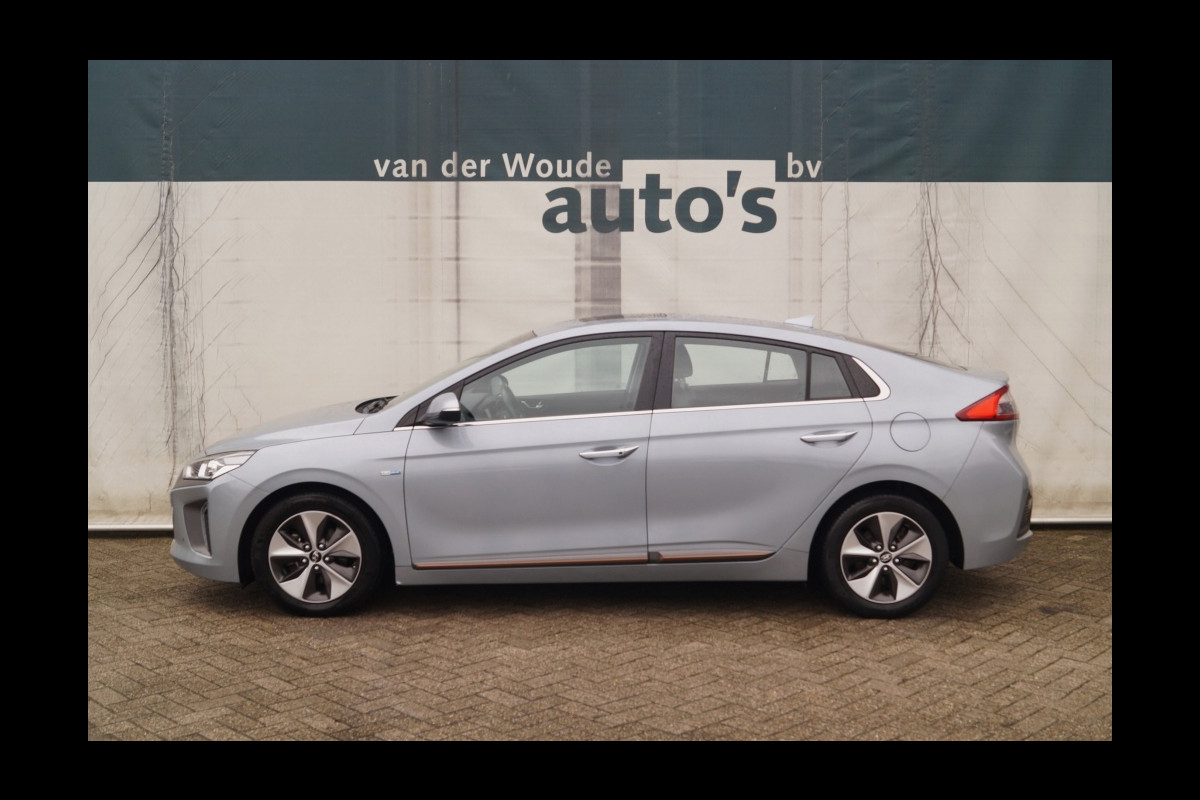 Hyundai IONIQ Premium EV -SOH95%-LEER-S.DAK-NAVI-CAM-PDC-ECC-