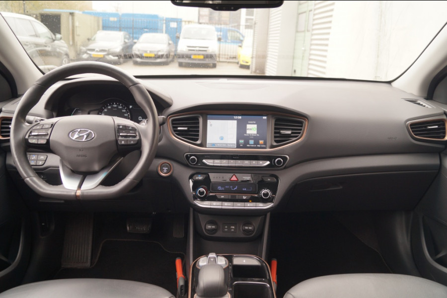 Hyundai IONIQ Premium EV -SOH95%-LEER-S.DAK-NAVI-CAM-PDC-ECC-