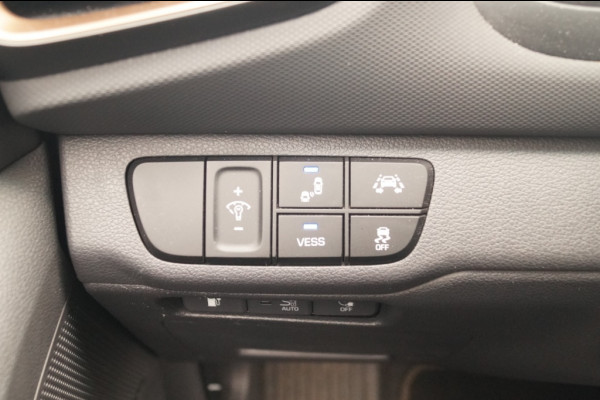 Hyundai IONIQ Premium EV -SOH95%-LEER-S.DAK-NAVI-CAM-PDC-ECC-